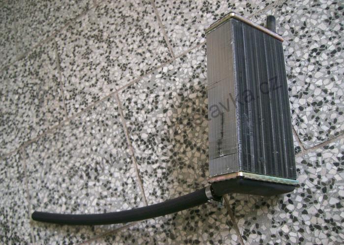 Topné těleso (radiator topeni) - Zetor URII