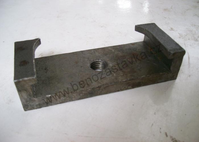 Objímka - Zetor URII