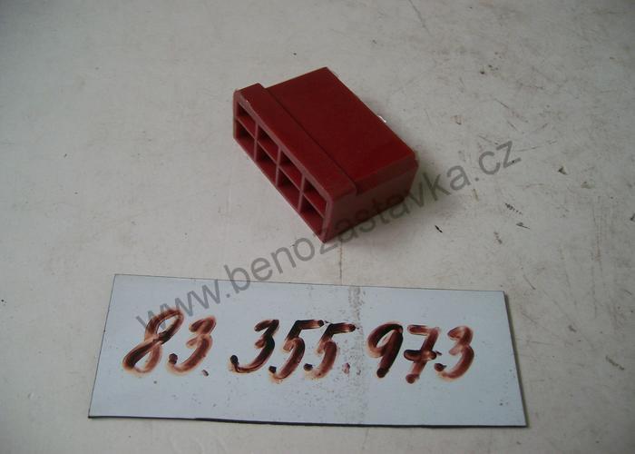Konektorová zásuvka ON 8-b BN-81/3698-25 - Zetor URII