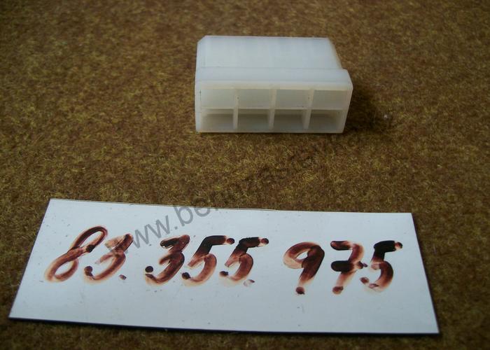 Konektorová zásuvka ON 6-c BN-81/3687-25 - Zetor URII