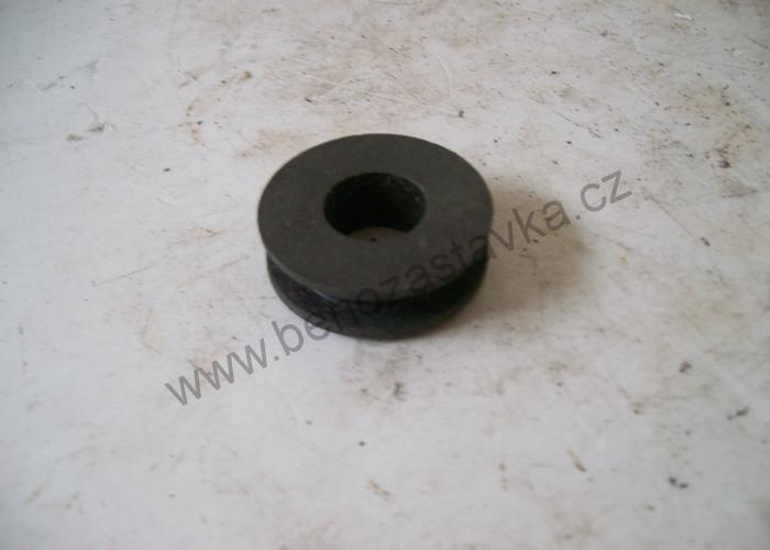 Sedlo sacího ventilu - Zetor URII