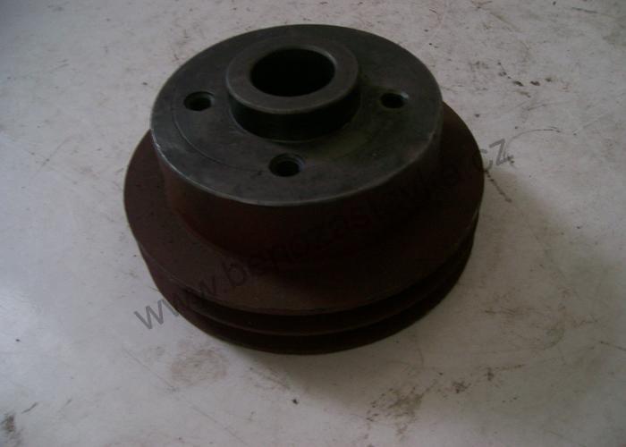 Řemenice vodního čerpadla - Zetor URII