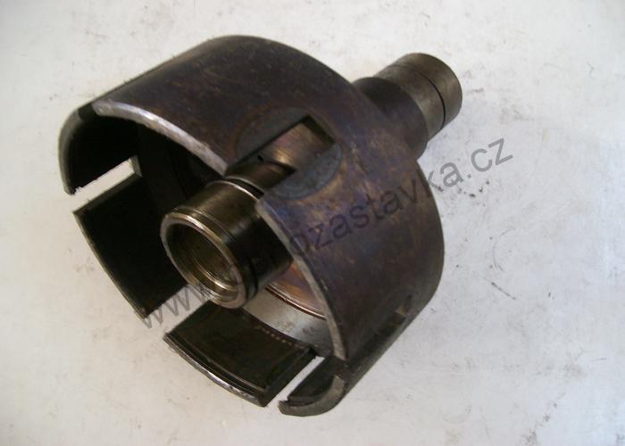 Těleso spojky - Zetor URII