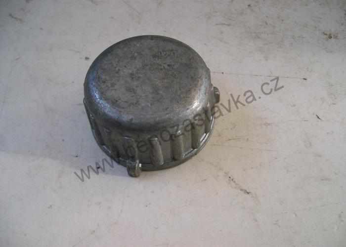 Uzávěrka - Zetor URII