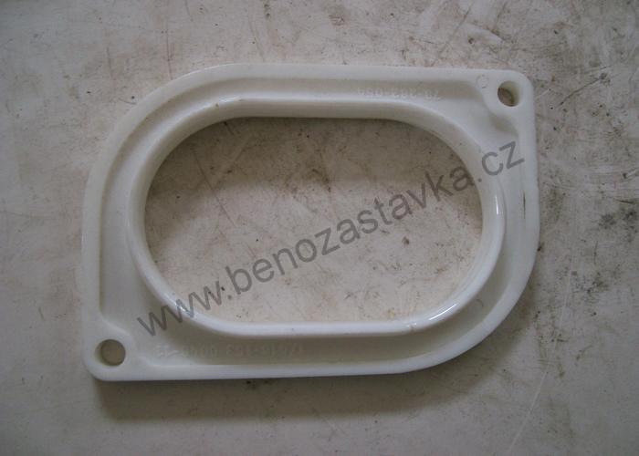 Průchodka - Zetor URIII