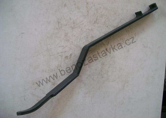 Páka vnějšího vývodu - Zetor URIII