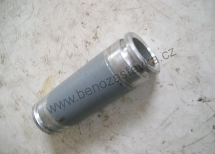 Trubka odpadu - Zetor URIII