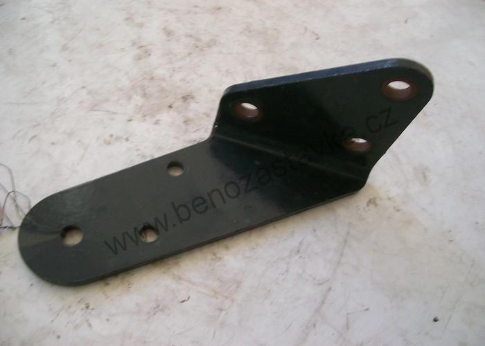 Konzola závěsu - Zetor URIII