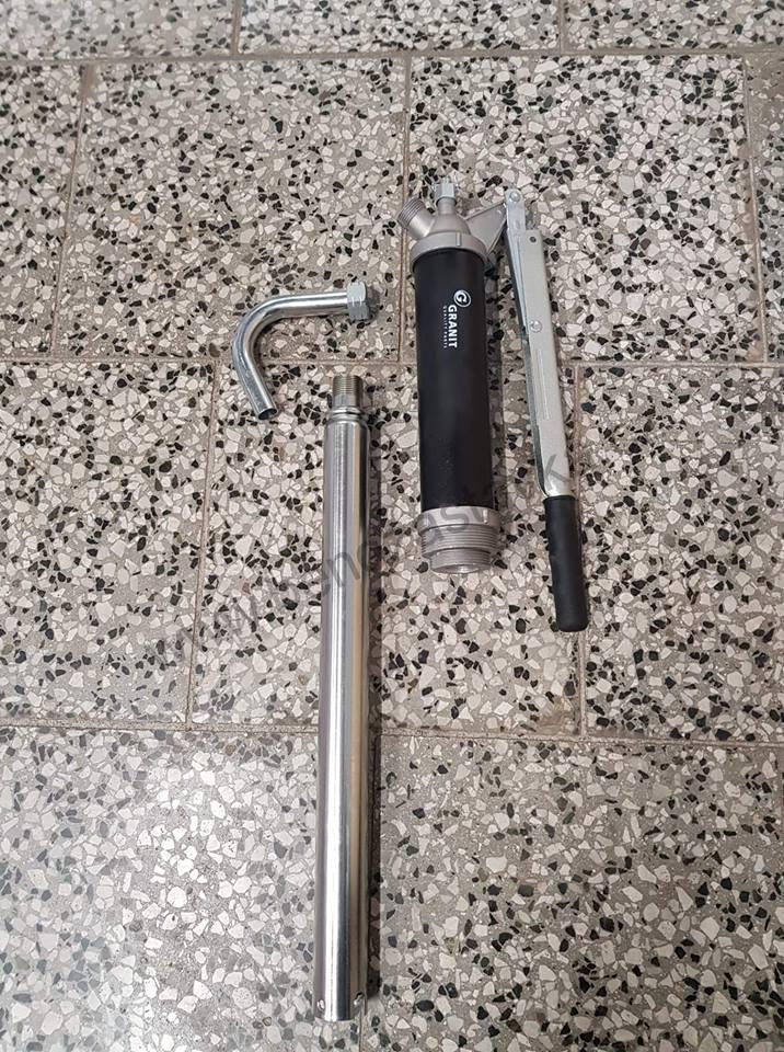 GRANIT Ruční sudové čerpadlo se závitem 1 1/2 "a 2" o kapacitě 60 + 200 l, výkon: 300 ml 