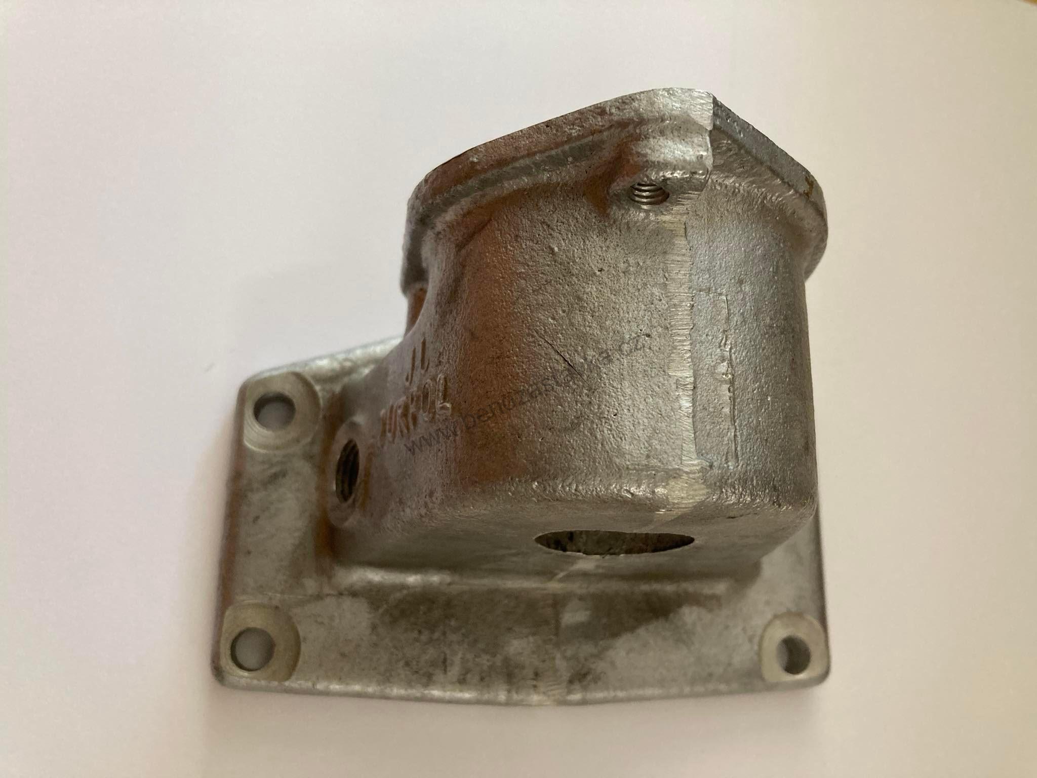 Těleso termostatu bez díry - Zetor URII