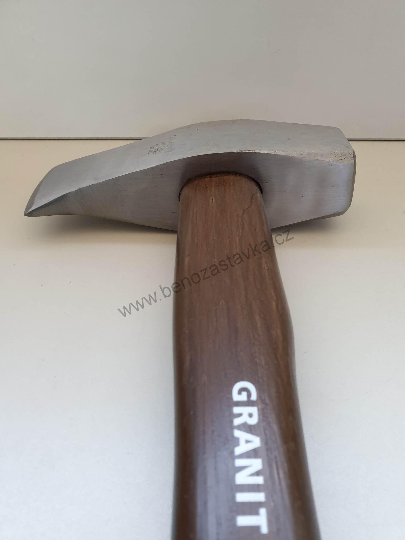 Štípací kladivo 900mm GRANIT BLACK EDITION