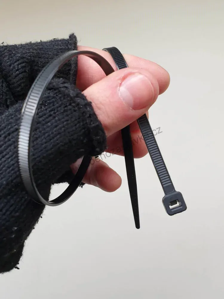 Pásky stahovací 400x4,8mm 100ks