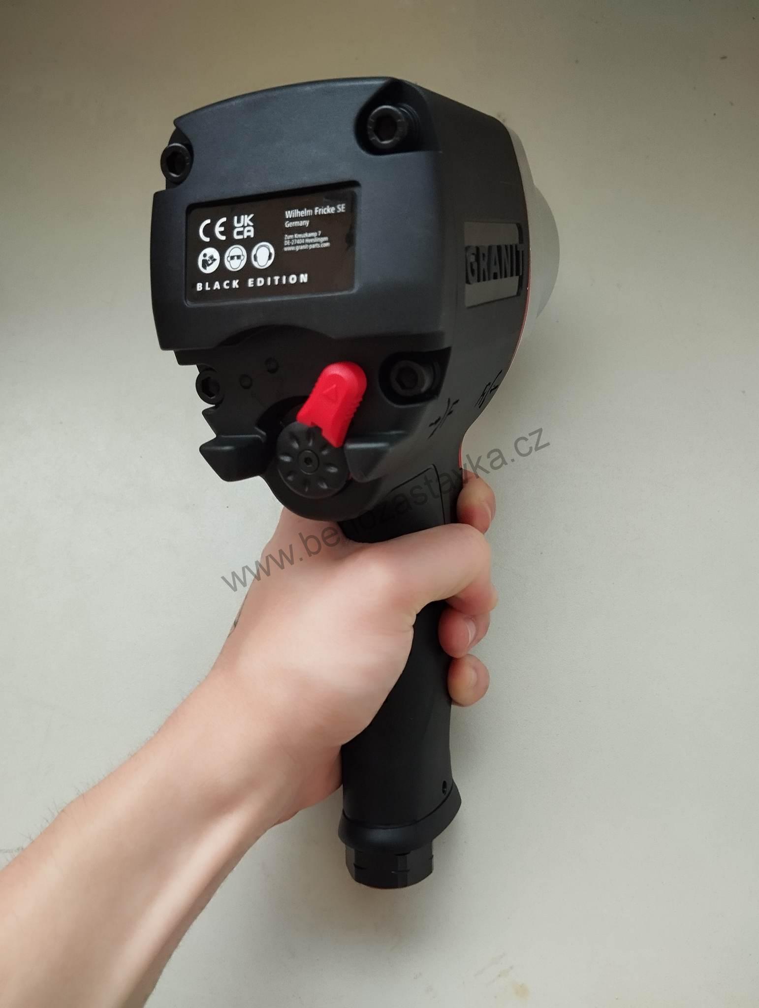 Pneumatický rázový utahovák 3/4" 1690Nm GRANIT BLACK EDITION