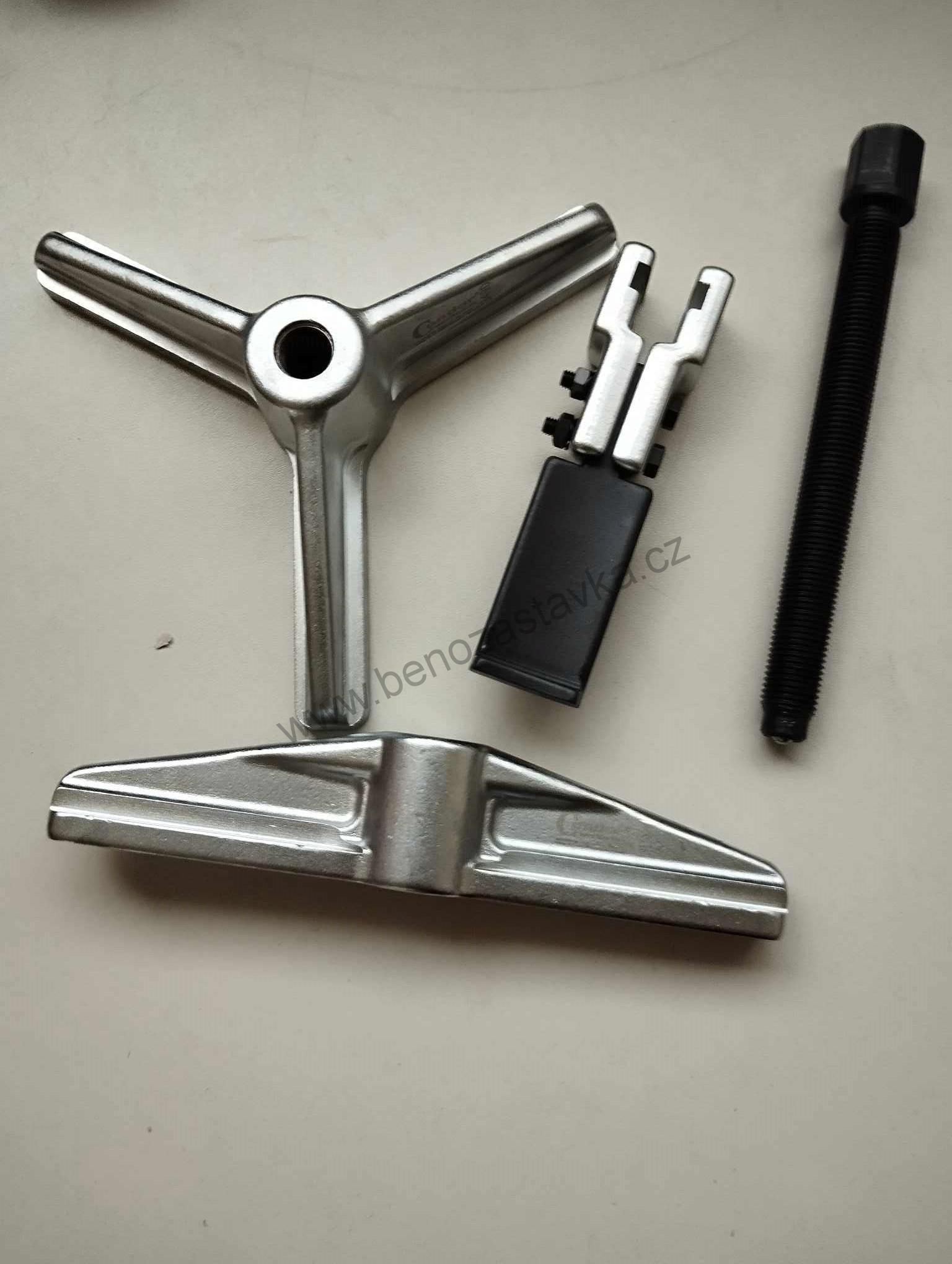 Univerzální sada stahováků, dvou/tříramenné, ø 40-125mm, 100-255mm