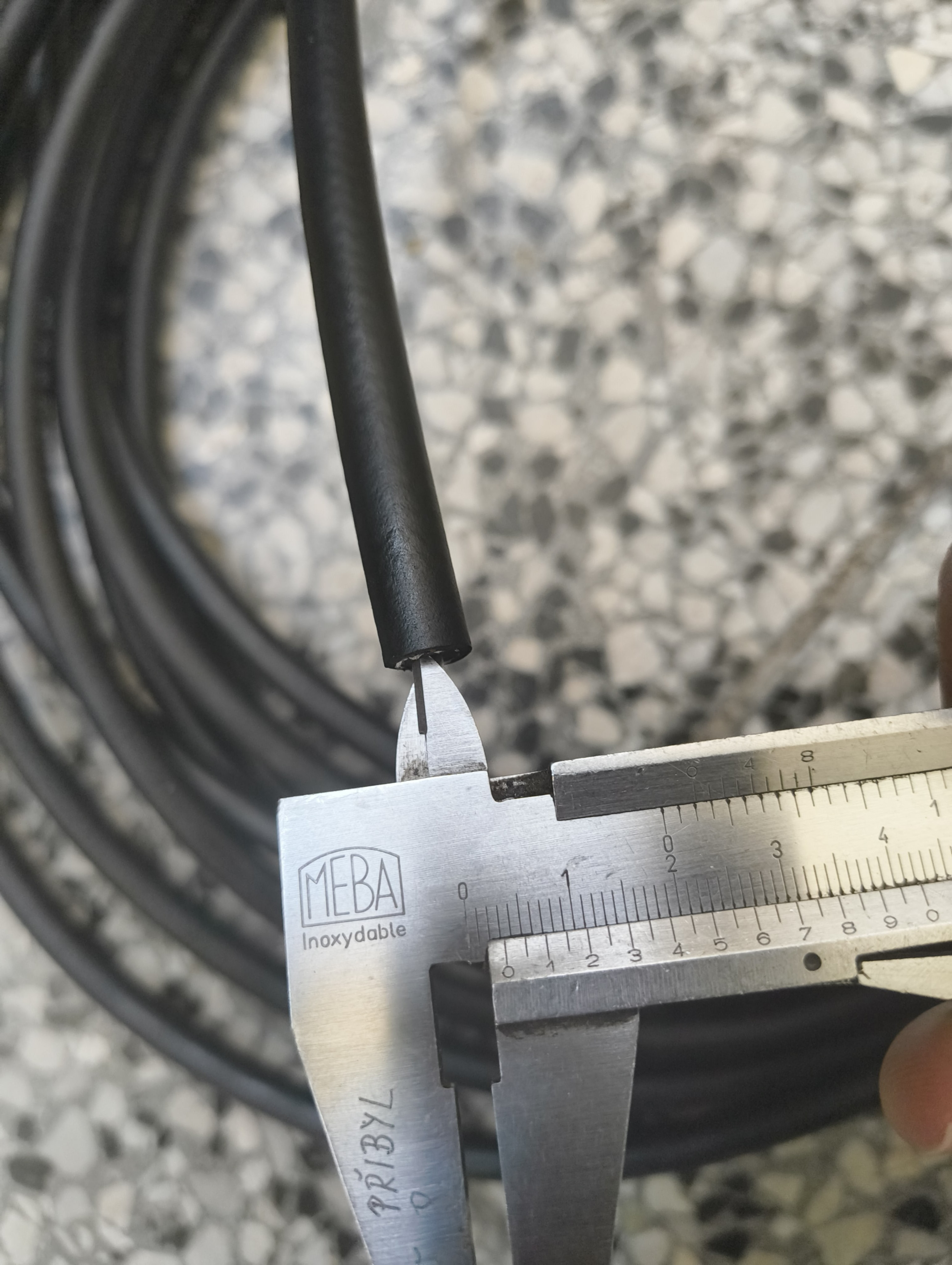 Palivová hadice 3,2/8,5 mm 20 bar