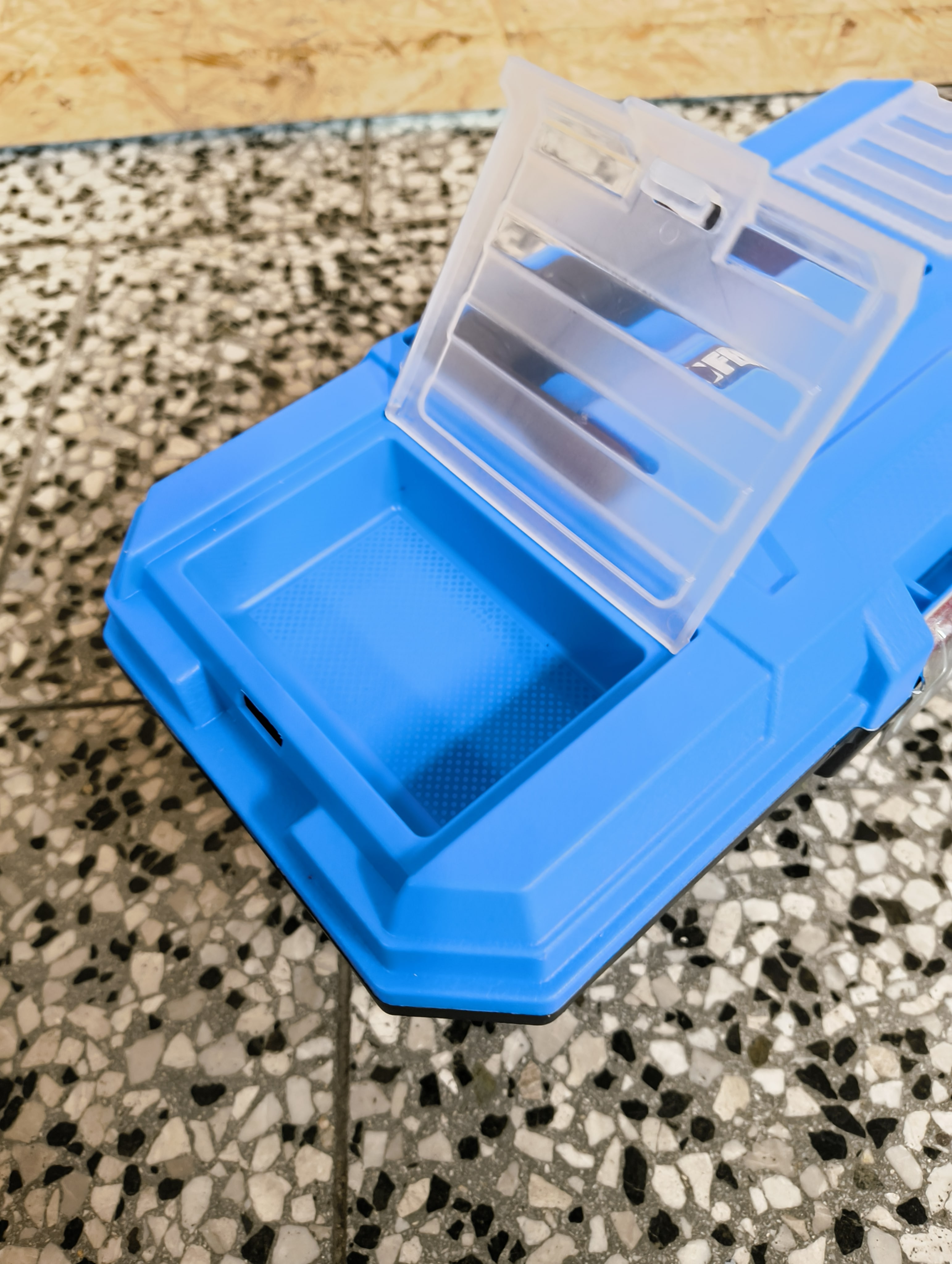 Box na nářadí 13" FERVI