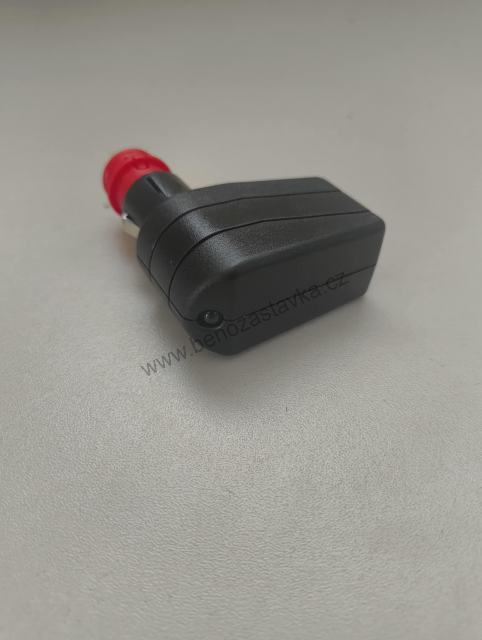 Zahnutá zástrčka 7,5A / 12/24V