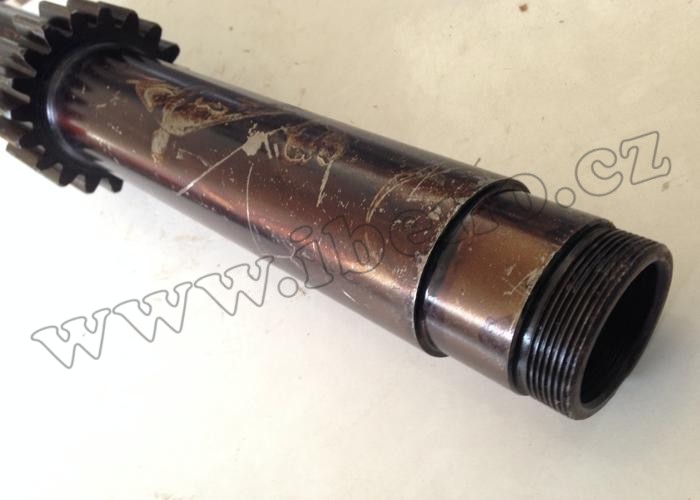 Hřídel nový model - Zetor Super 50