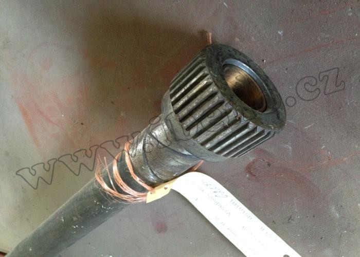 Vývodový hřídel úplný - Zetor URI