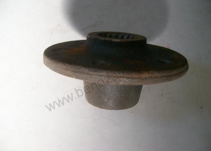 Unašeč lamely pojezdu - Zetor URI