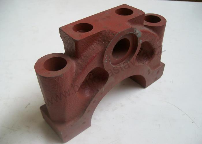 Víko předního ložiska - Zetor URI