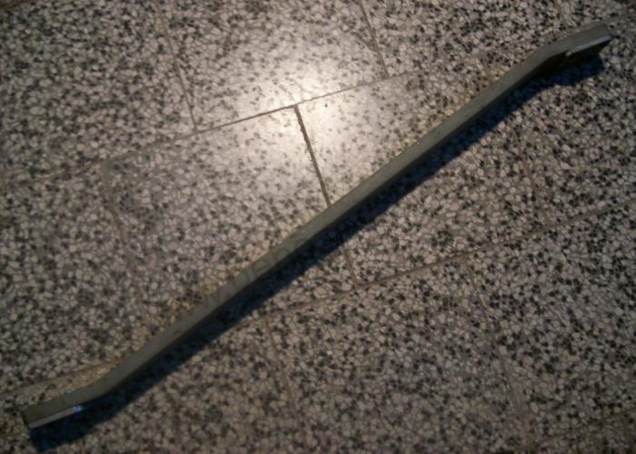 Spodní táhlo úplné CZ - délka 900mm, pruměr 28mm - Zetor URI