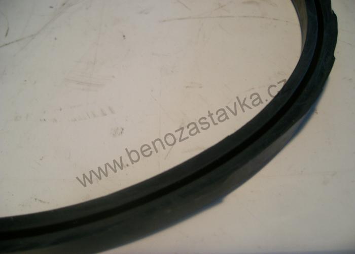 Těsnění vzduchového filtru - Zetor  URI