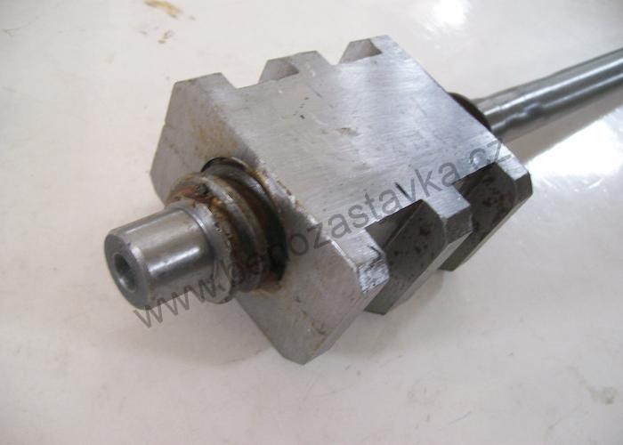 Hřídel volantu - kostka matice - Zetor