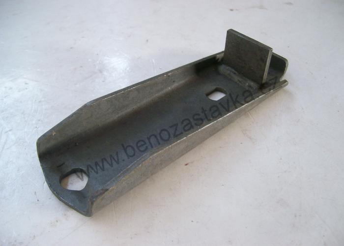 Vypínací páčka pomocného náhonu - Zetor