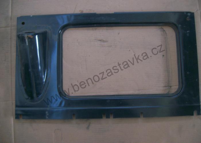 Zadní stěna - Zetor URI