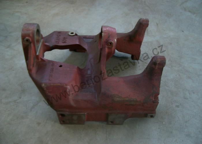 Konzola přední nápravy - Zetor URIII