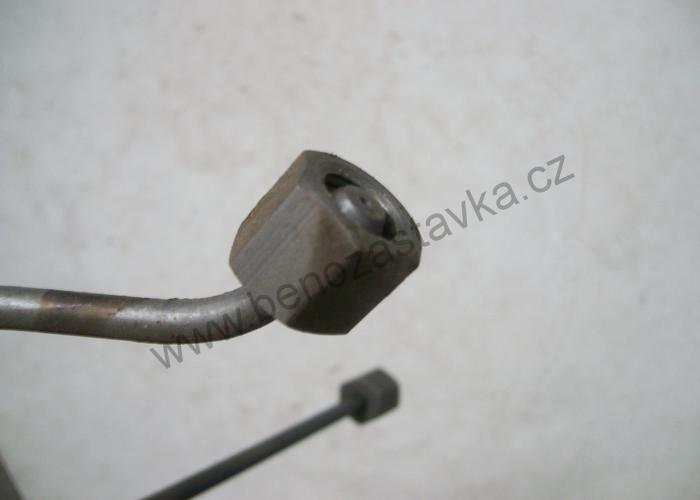 Vstřikovací trubka 3. válce - Zetor