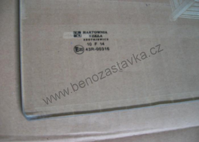 Sklo boční  - Zetor URI, Kabina Letovice CZ