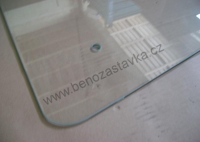 Sklo zadní BK6011 - Zetor URI