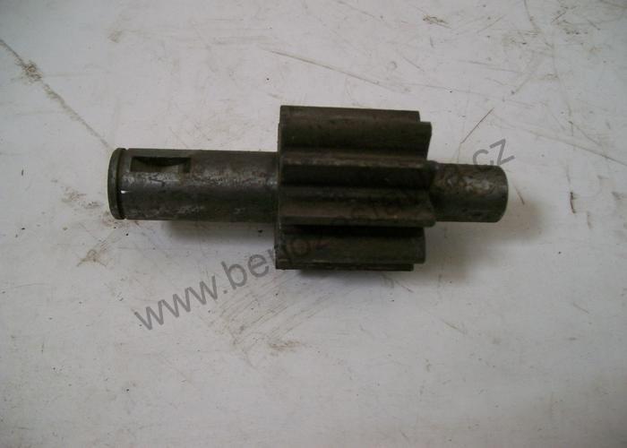 Hnací kolečko s hřídelí - Zetor URII