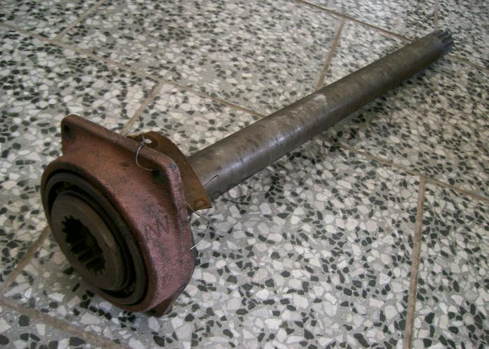 Vývodový hřídel úplný - Zetor URII