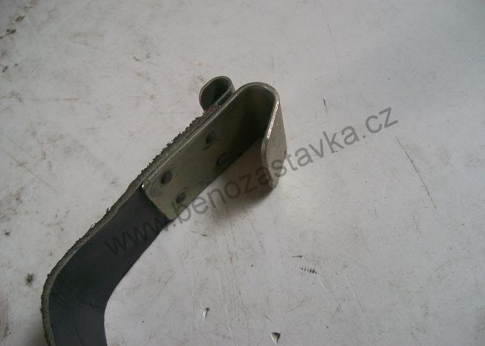 Příchytka - Zetor URII