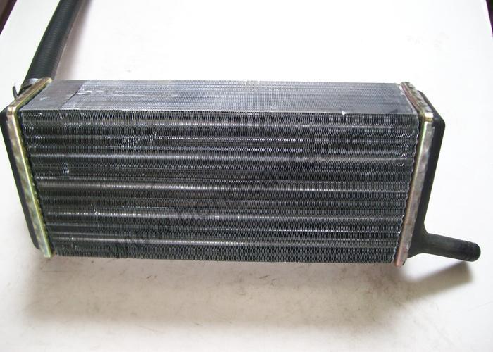 Topné těleso (radiator topeni) - Zetor URII