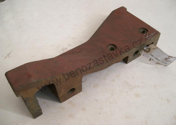 Narážka pravá - Zetor URII