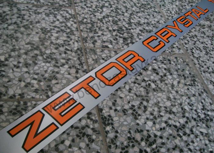 Nápis Zetor Crystal 10011, levý - Zetor URII