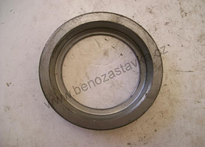 Těleso ložiska - Zetor URII
