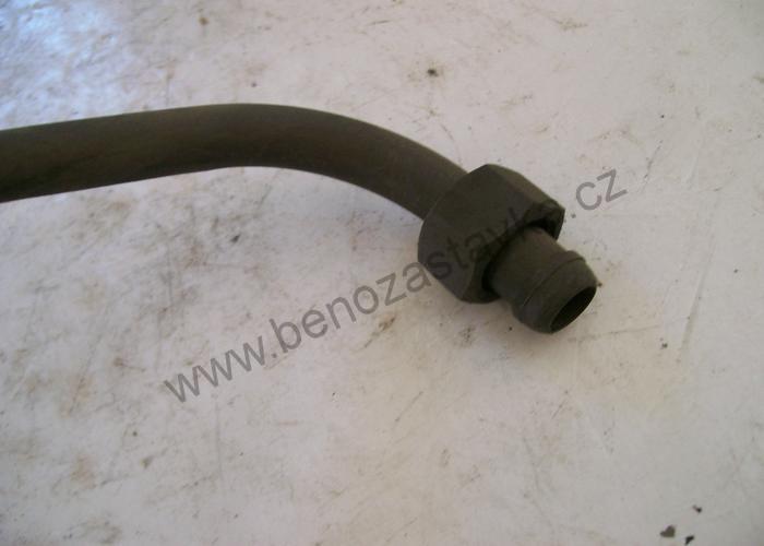 Potrubí čističe II. - Zetor URII