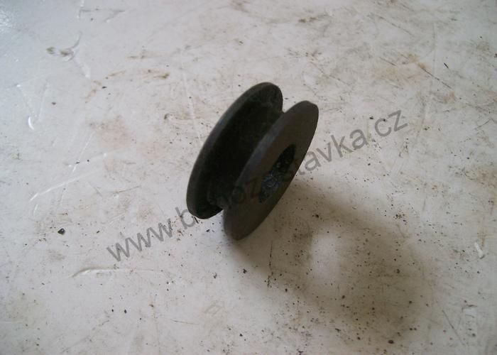 Sedlo sacího ventilu - Zetor URII