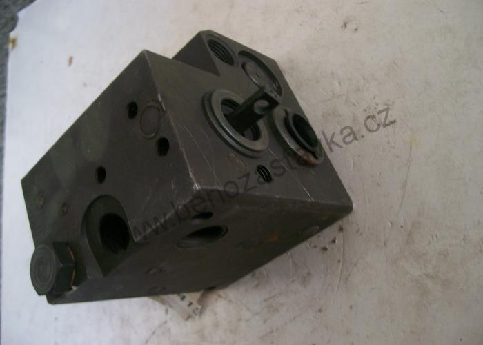 Těleso rozvaděče - Zetor URII