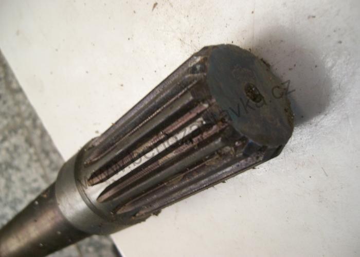 Hnací hřídel úplný, pravý - Zetor URII