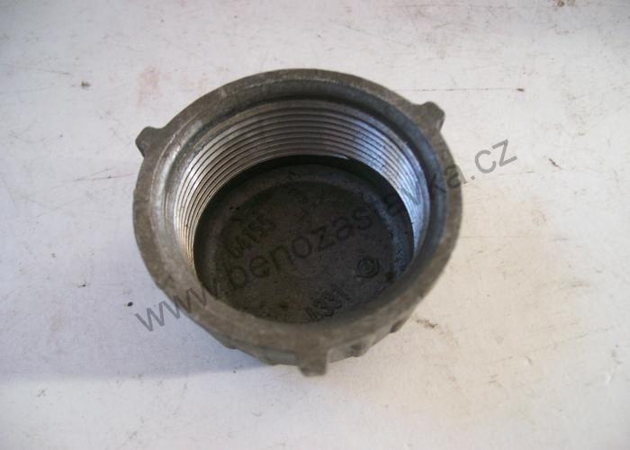 Uzávěrka - Zetor URII