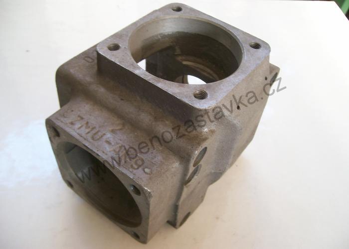 Těleso kompresoru - Zetor URII