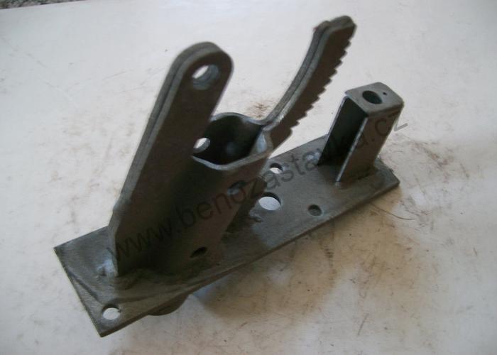 Rohatka s konzolou - Zetor URIII