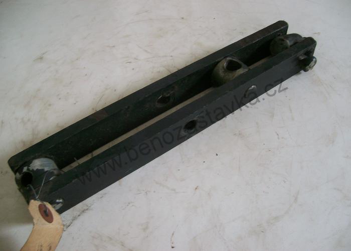 Páka úplná - Zetor URIII