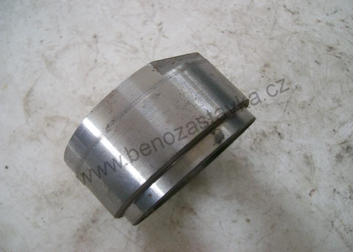 Stavěcí matice - Zetor URIII